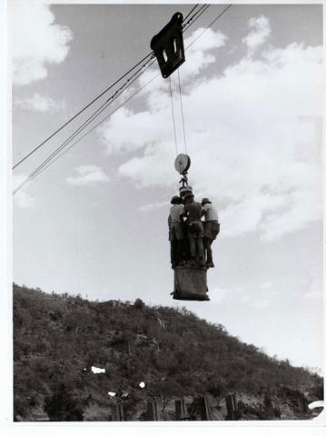 Cableway for concreting bridge piers